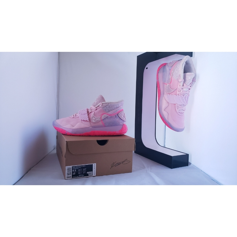 Nike KD "Aunt Pearl"